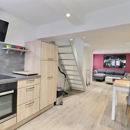Maisonnette De Avec Cours - Wifi - Mon Groom Troyes