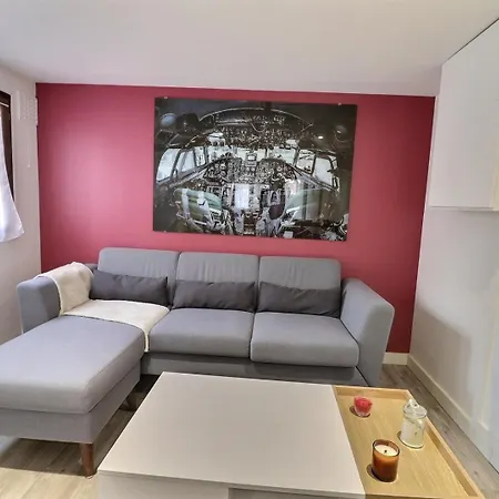 Maisonnette De Avec Cours - Wifi - Mon Groom بيت ضيافة
